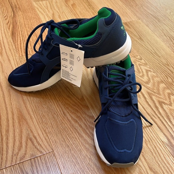 NIB! Adidas mens SZ 9, Racer lite original running shoes . - Picture 4 of 12